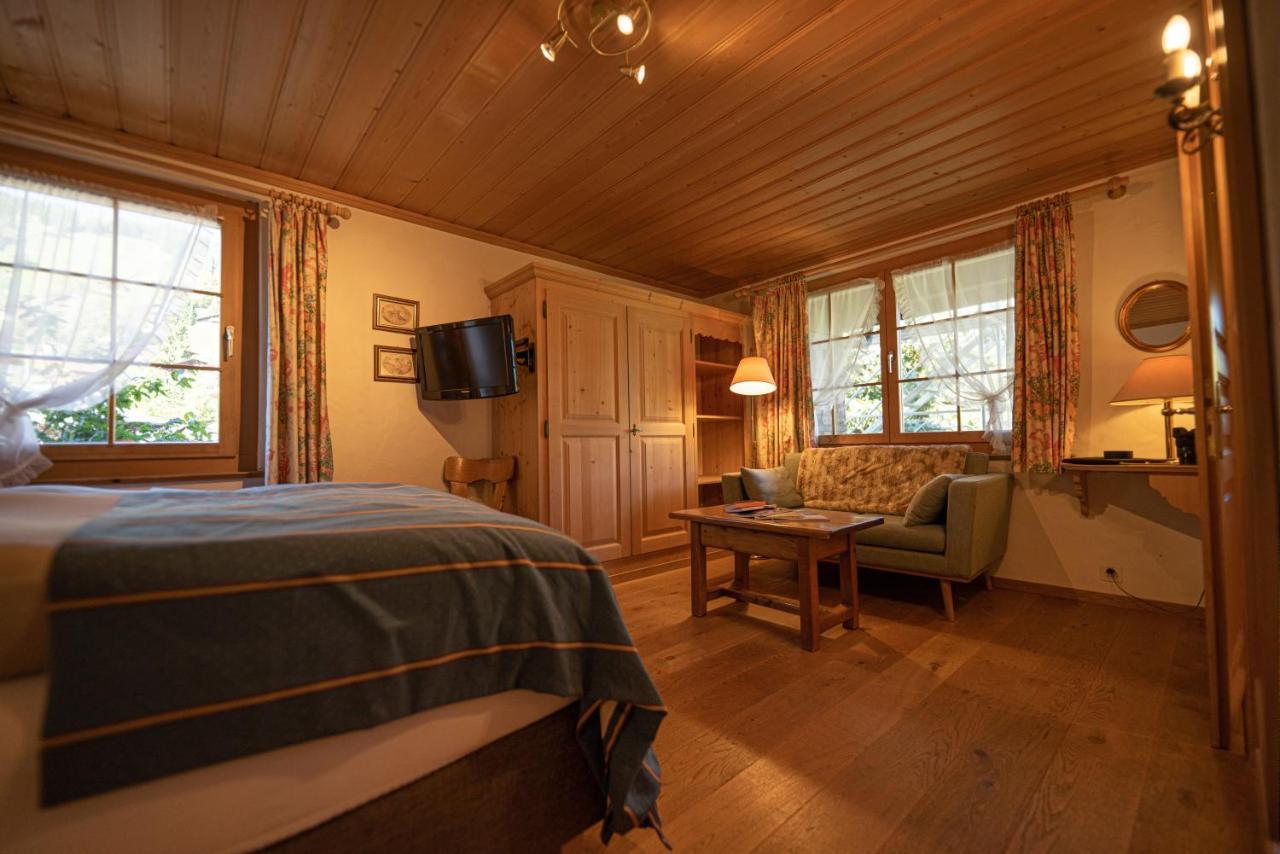 Alpenrose Mit Gourmet-restaurant Azalee Hotel Gstaad