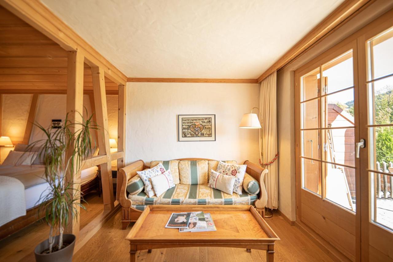 Alpenrose Mit Gourmet-restaurant Azalee 4* Gstaad