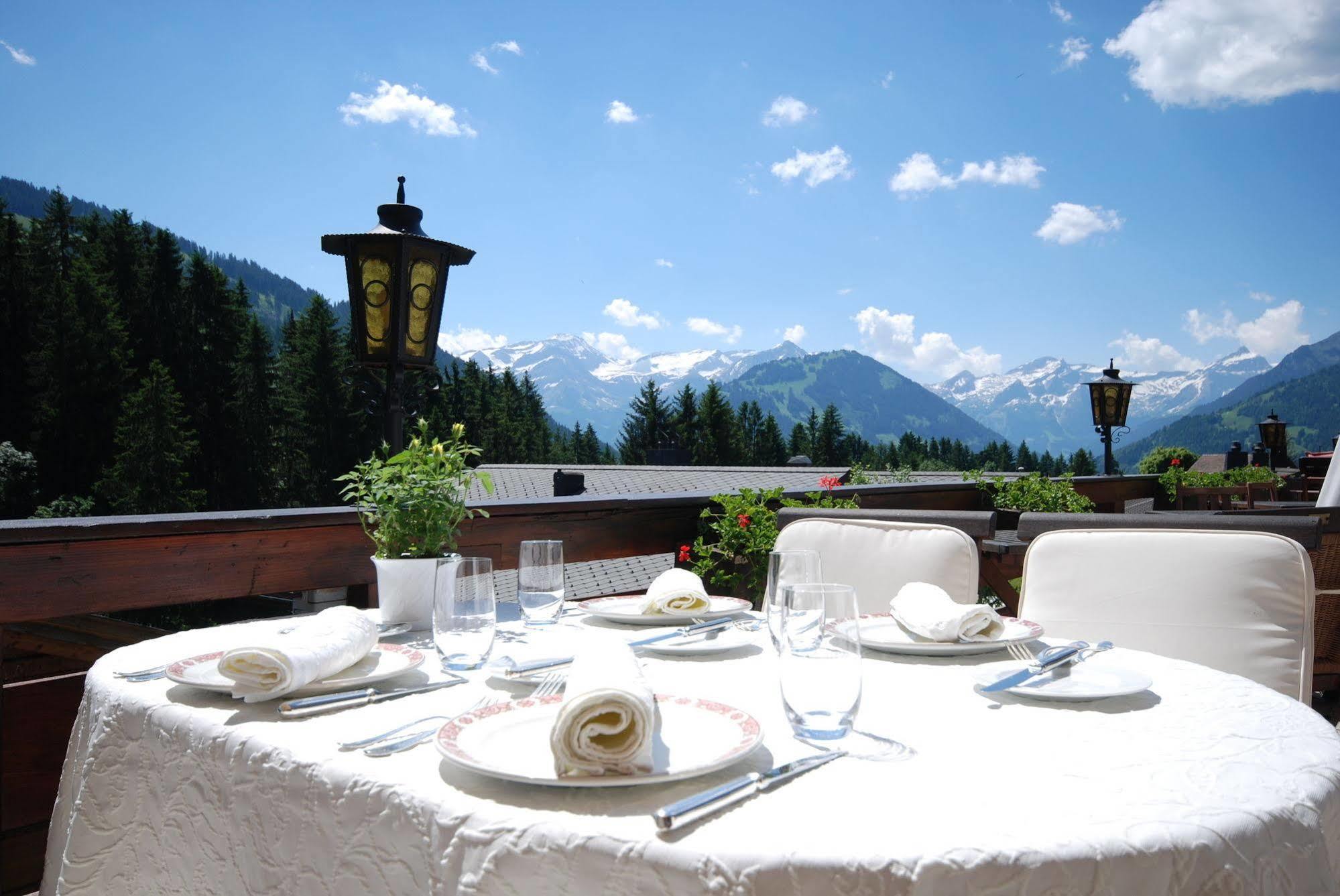 Alpenrose Mit Gourmet-restaurant Azalee 4* Gstaad